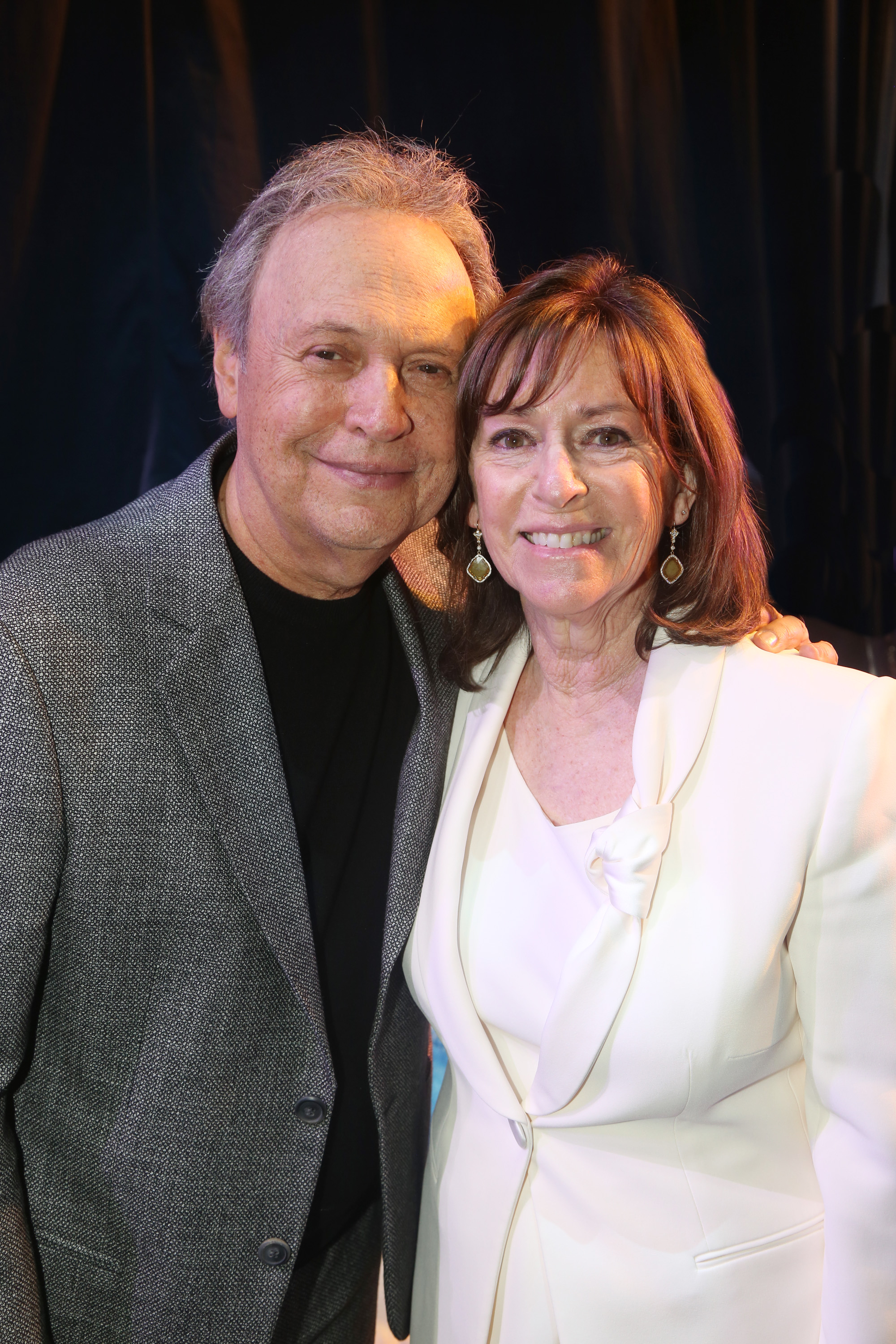 Billy Crystal and wife Janice on April 27, 2022 | Source: Getty Images